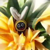 Bee Keyring