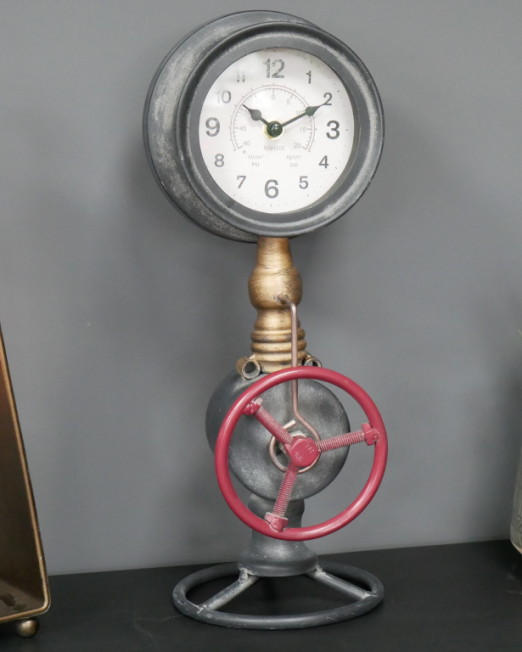 Standing Pipe Clock