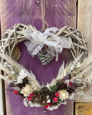 Christmas Dried Flower Heart Wreath