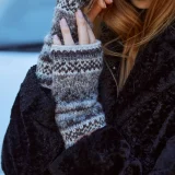 Classic Fairisle Natural Handwarmer