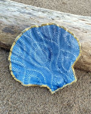 Blue And White Dotted Scallop Sea Shell