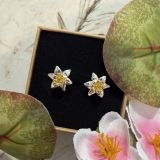 Daffodil Studs