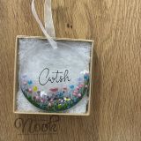 Cwtsh Glass Hanging