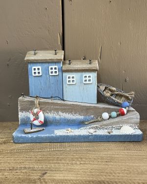 Wooden Coastal Scene Decoration