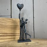 Couple With Heart Balloon Sculpture