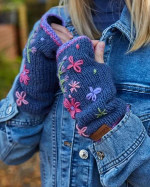 Hampton Court Handwarmer