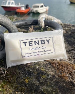 Damson Plum, Rose And Patchouli Wax Melt