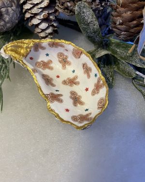 Christmas Gingerbread Men Oyster Shell