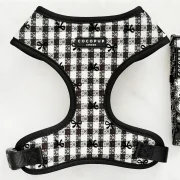 Pup In Paris Neck Harness
