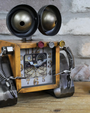 Wheels Robot Clock