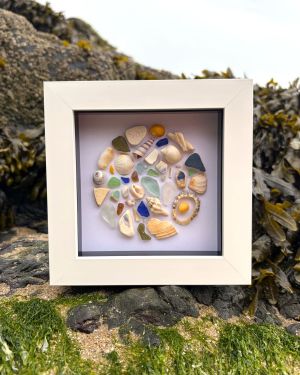 Circle Seaside Frame
