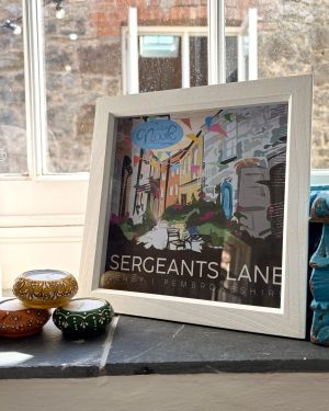 Sergeants Lane Box Frame